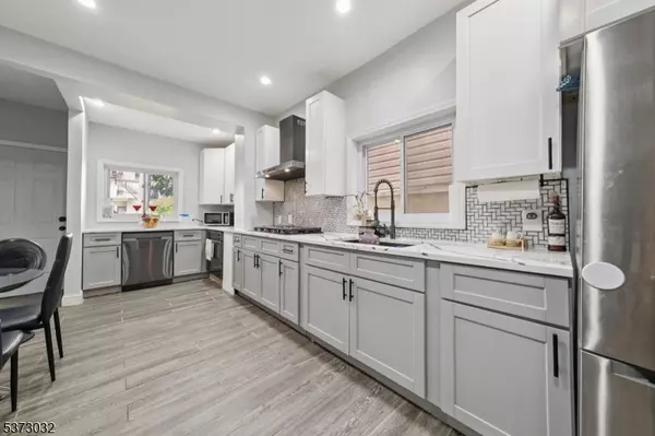 Newark City, NJ 07108,297 W Runyon St