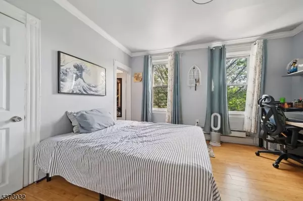 Newark City, NJ 07108,297 W Runyon St