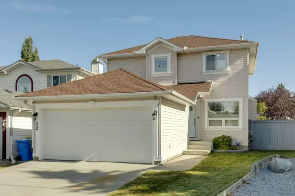 Calgary, AB T3A 5J4,22 Hidden Spring CT NW