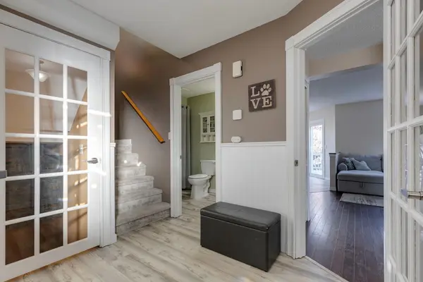 Calgary, AB T3A 5J4,22 Hidden Spring CT NW