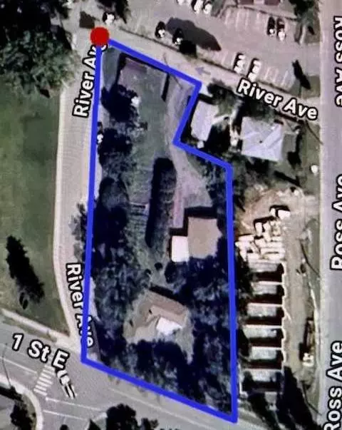 Cochrane, AB T4C1Z3,220 First ST E