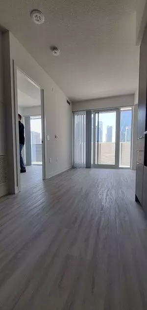 Toronto C08, ON M5E 0G1,55 Cooper ST #2015