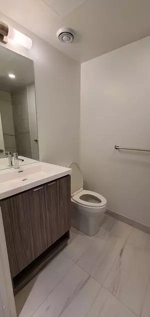 Toronto C08, ON M5E 0G1,55 Cooper ST #2015