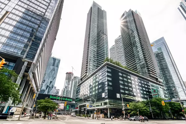 Toronto C01, ON M5J 0A6,55 Bremner BLVD #4906