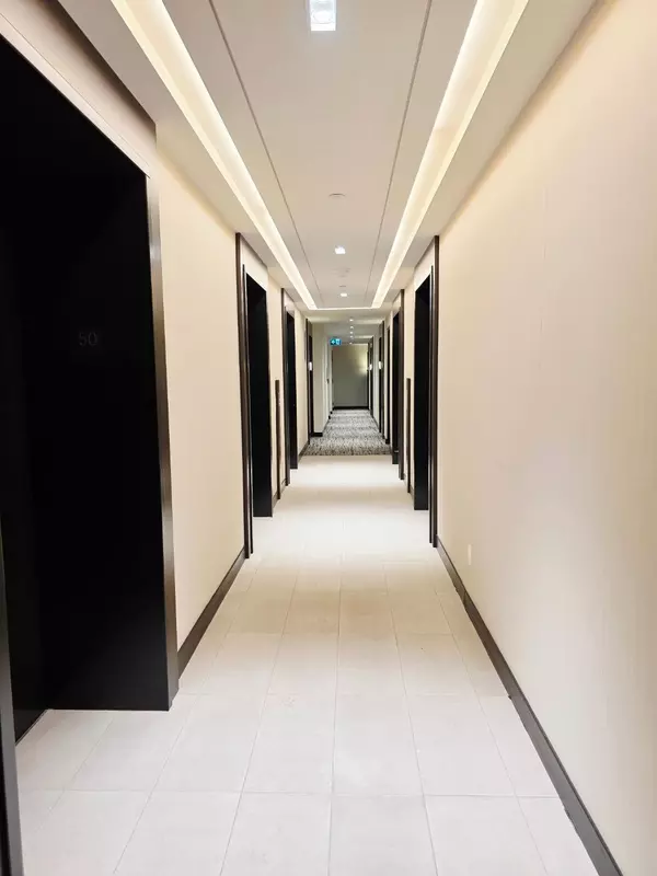 Toronto C10, ON M4S 2B4,2221 Yonge ST #5007