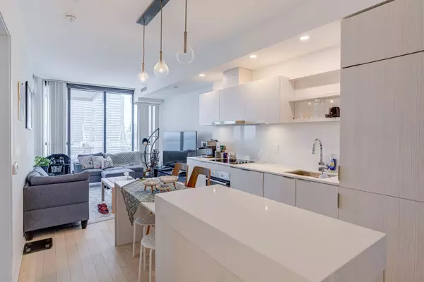 Toronto C08, ON M5A 0C9,16 Bonnycastle ST #2311