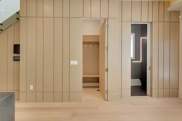 Toronto C03, ON M6C 2Z4,199 Arlington AVE