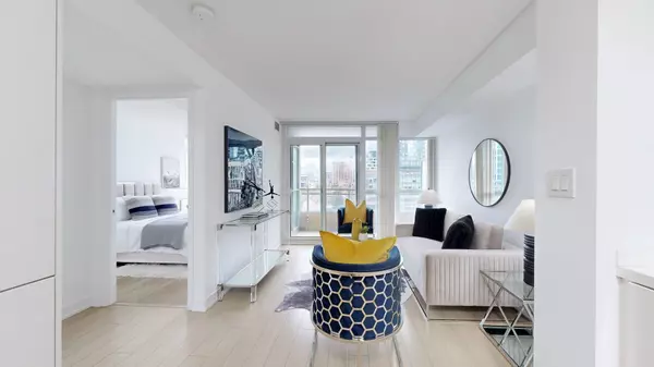 Toronto C01, ON M5V 4B3,10 Capreol CT #743