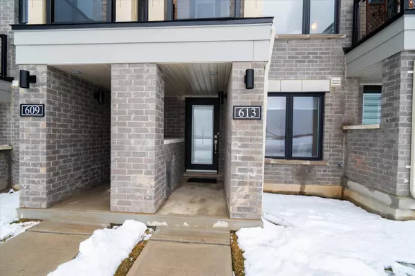 Clarington, ON L1C 3K5,613 Port Darlington RD