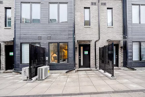 Toronto E05, ON M1T 1H8,3079 Pharmacy AVE #27