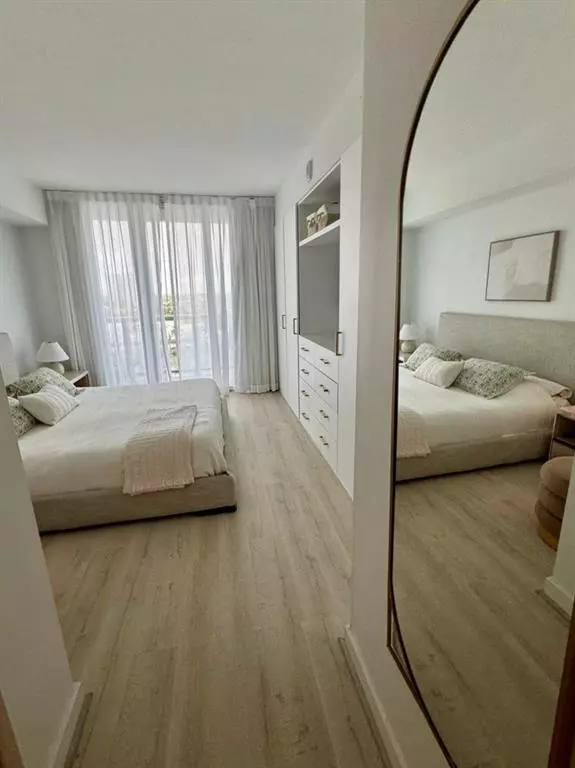 Hallandale Beach, FL 33009,2602 E Hallandale Beach Blvd #R1010