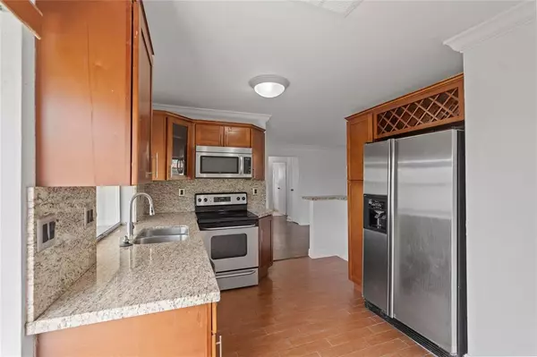 Sunrise, FL 33322,8470 NW 28th St