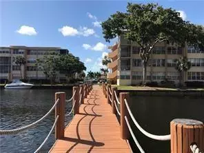 Hollywood, FL 33020,2761 Taft St #409