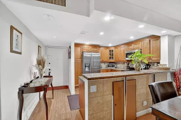 Tamarac, FL 33321,7950 W Mcnab Rd #302