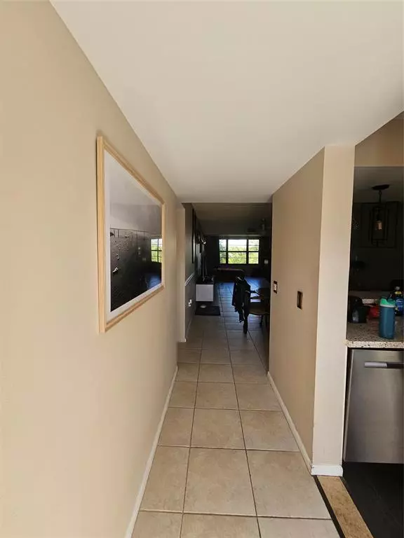 Boca Raton, FL 33433,6085 S Balboa Cir #303