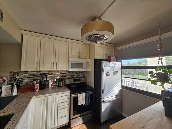 Boca Raton, FL 33433,6085 S Balboa Cir #303