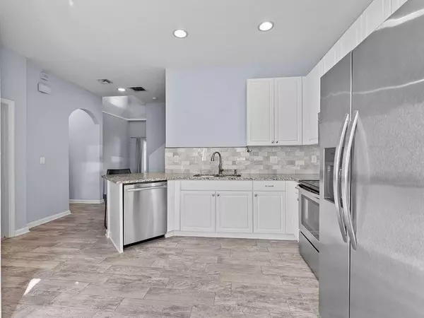 Vero Beach, FL 32962,2522 Stockbridge Sq SW