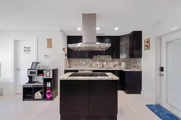 Davie, FL 33325,14000 SW 20th St