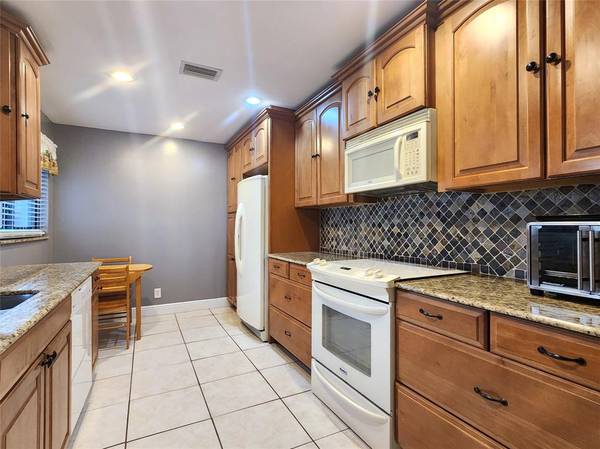 Deerfield Beach, FL 33442,1572 SW 23rd Ter