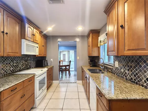 Deerfield Beach, FL 33442,1572 SW 23rd Ter