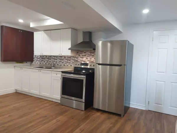 Richmond Hill, ON L4C 5V5,40 Gray CRES #Bsmt