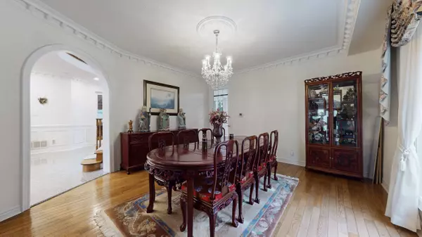 Richmond Hill, ON L4B 3V9,41 Graydon CRES