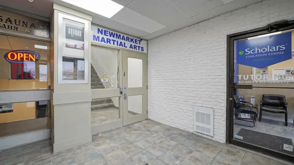 Newmarket, ON L3Y 2M9,77-83 Davis DR #Unit J