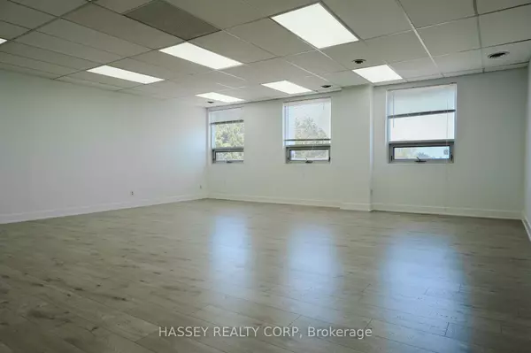 Barrie, ON L4N 4K8,110 Little AVE #C