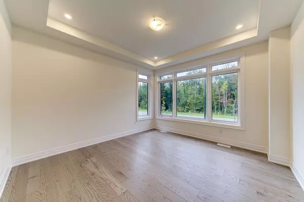 Wasaga Beach, ON L9Z 0L4,182 Mapleside DR