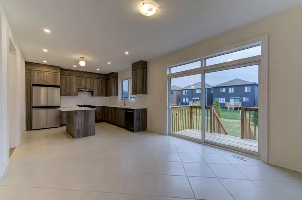 Wasaga Beach, ON L9Z 0L4,182 Mapleside DR