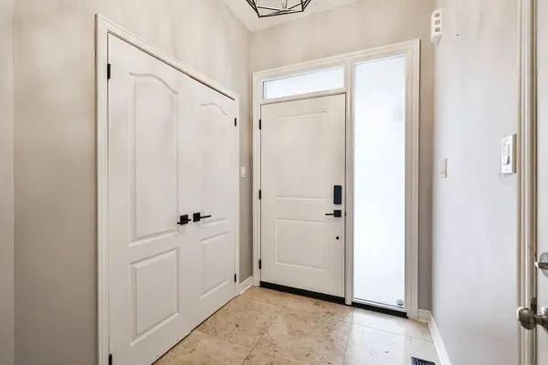 Burlington, ON L7M 0G4,2980 Guire Common