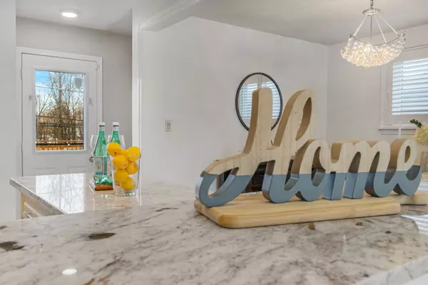 Brampton, ON L6T 2R1,11 Addington CRES