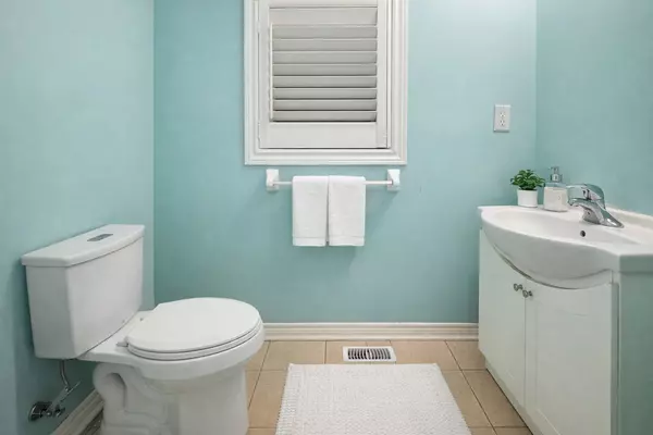 Brampton, ON L6P 2R7,38 Crystalview CRES