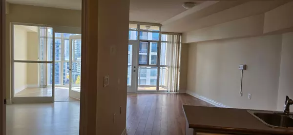 Toronto W06, ON M8V 3Z5,3 Marine Parade DR #1705