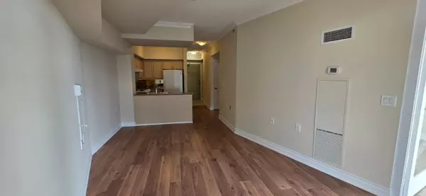 Toronto W06, ON M8V 3Z5,3 Marine Parade DR #1705