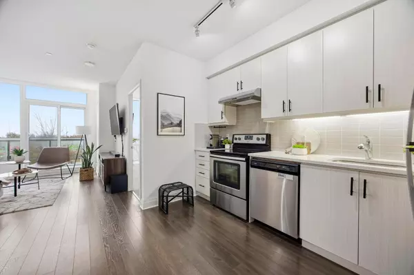 Toronto W08, ON M8Z 0C8,17 Zorra ST #210