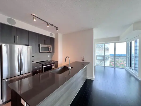 Mississauga, ON L5B 0J7,4011 Brickstone Mews #4010