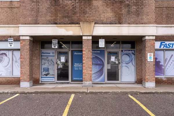 Mississauga, ON L5T 2M9,6660 Kennedy RD #10