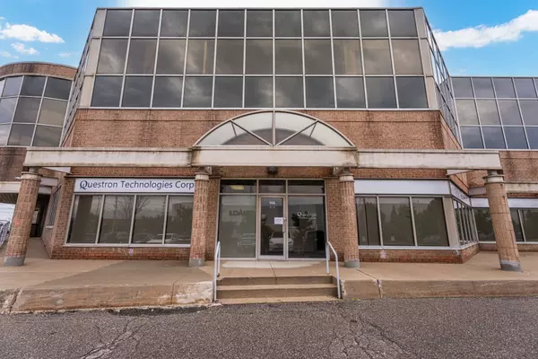 Mississauga, ON L5T 2M9,6660 Kennedy RD #16-19