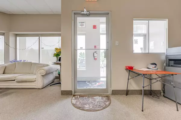 Mississauga, ON L5T 2M9,6660 Kennedy RD #16-19