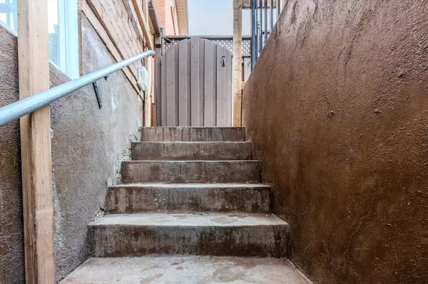 Mississauga, ON L5V 2X5,807 Father D'Souza DR