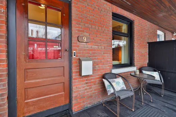 Toronto W01, ON M6R 1N3,9 Westminster AVE