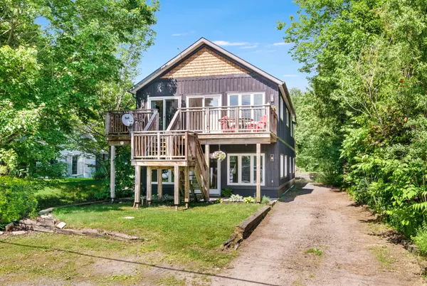 Muskoka Lakes, ON P1L 0M8,1106 Beaumaris RD