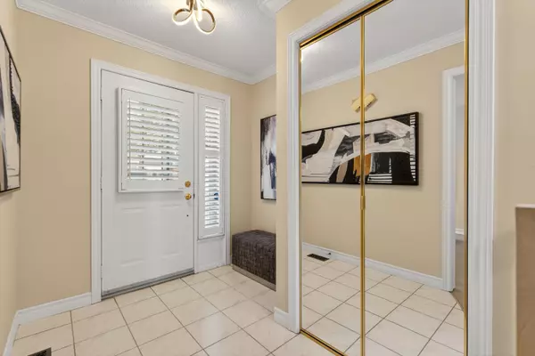 Hamilton, ON L9K 1J7,810 Golf Links RD #2