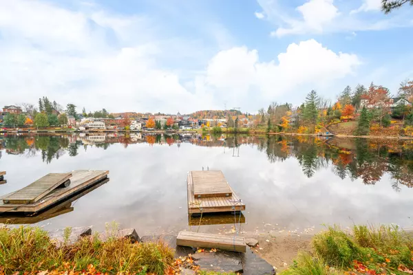 Huntsville, ON P1H 1H2,27 John ST