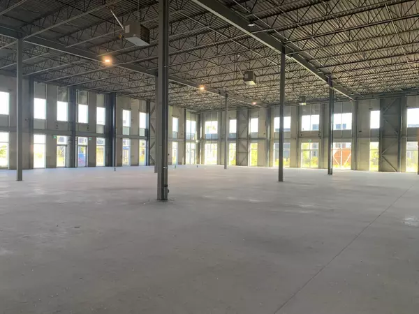 Cambridge, ON N3E 0B1,125 Goddard CRES #6-9