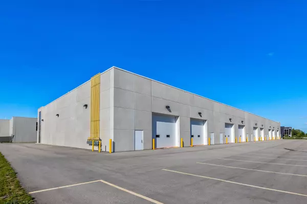 Cambridge, ON N3E 0B1,125 Goddard CRES #7-9