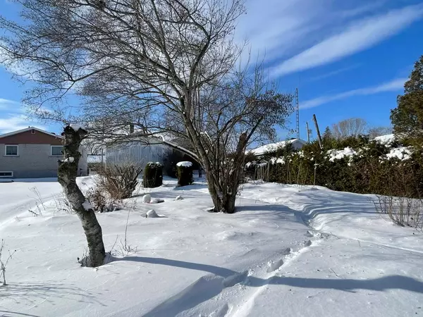 North Glengarry, ON K0C 1A0,425 Dominion ST S