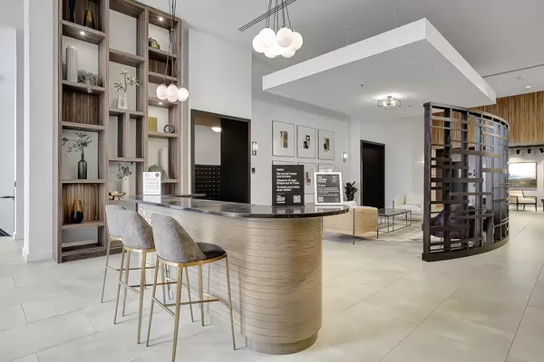 Cambridge, ON N1S 2L8,50 Grand AVE S #801