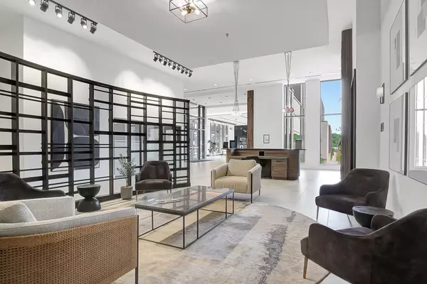 Cambridge, ON N1S 2L8,50 Grand AVE S #801